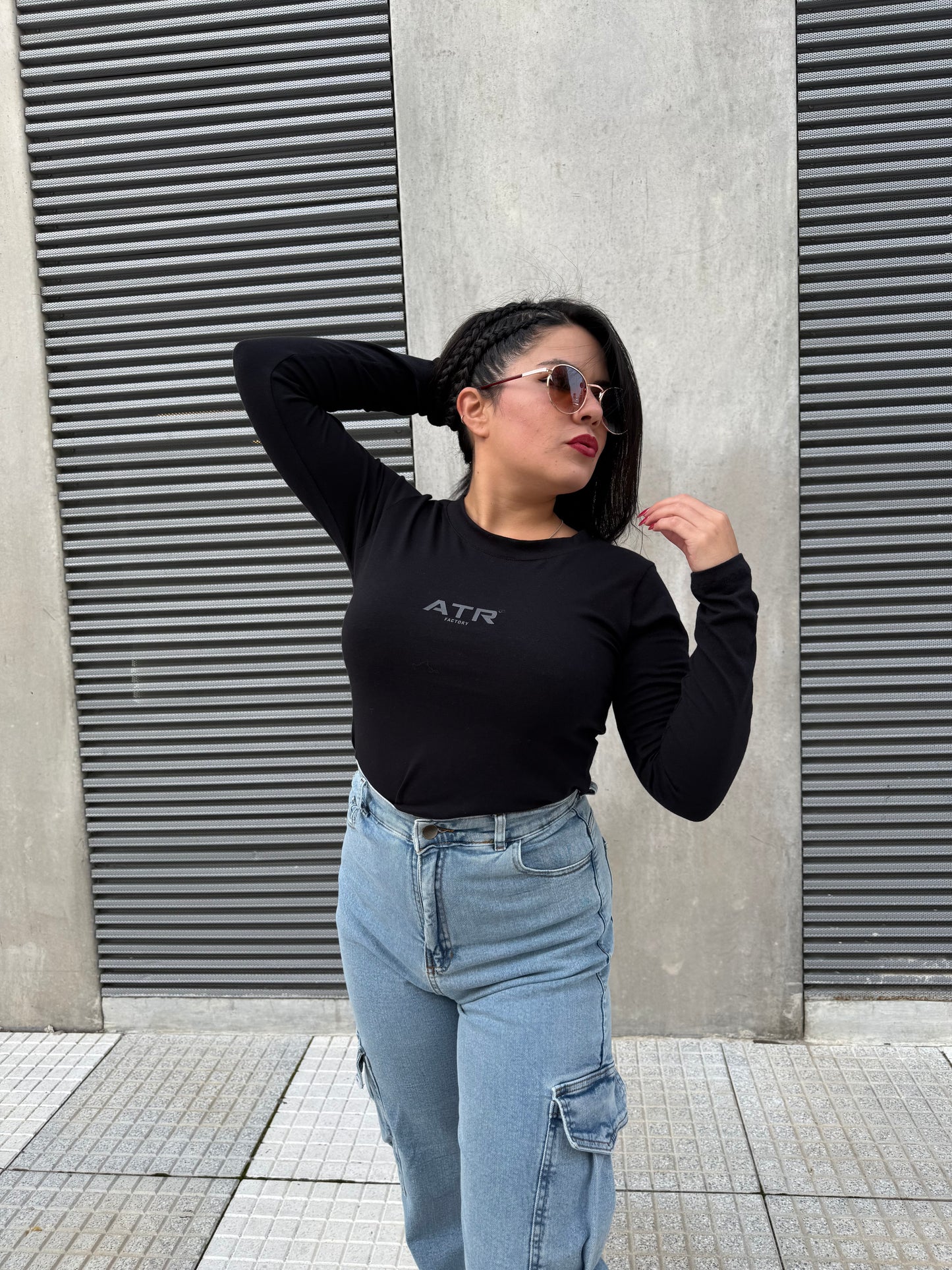 Remera negra