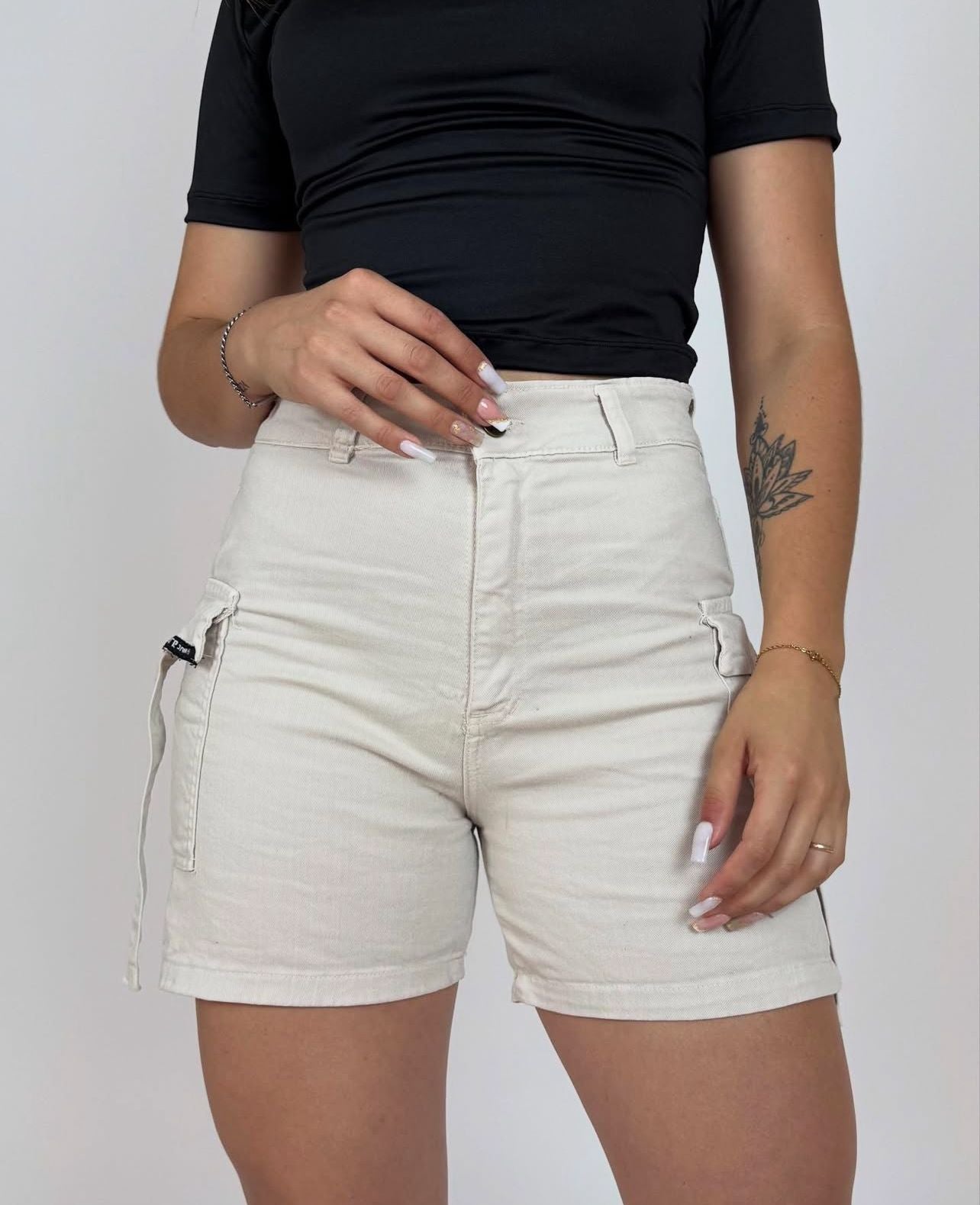 SHORT CARGO